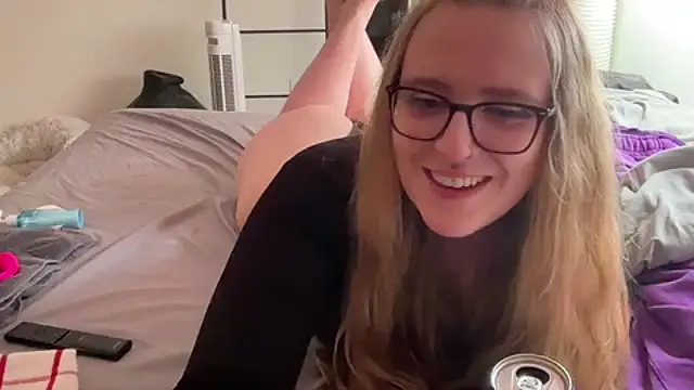 Pattyworld69 online show from 10/12/25, 05:45