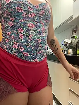 Starbunnysz online show from 05/10/26, 11:43