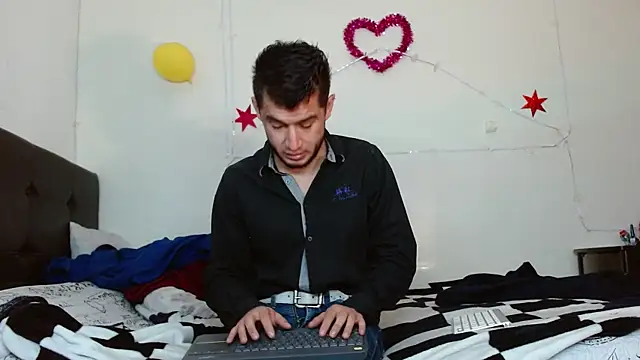 picante70  online show from 10/21/25, 11:11