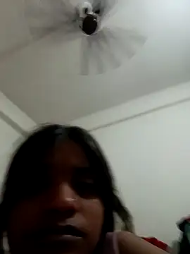 Snapshot of Zoya-Baby1 chatting on 10/17/25, 05:37 Zoya-Baby1 online show from 10/17/25, 05:37