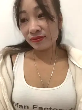 Linh sexyy online show from 11/16/25, 09:20