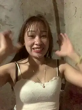 Linh sexyy online show from 12/20/25, 12:51