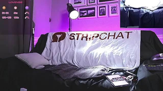 koreanboy2341 online show from 03/26/26, 02:22