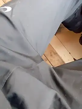 szabi1995 online show from 11/15/25, 07:27