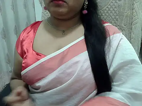 SexyRani2000 online show from 05/17/26, 05:20