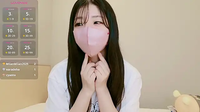 Snapshot of Rin_chan_77 chatting on 11/21/25, 01:43 Rin chan 77 online show from 11/21/25, 01:43