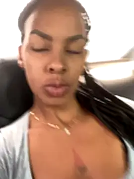 Jxxxa2 online show from 10/29/25, 12:51