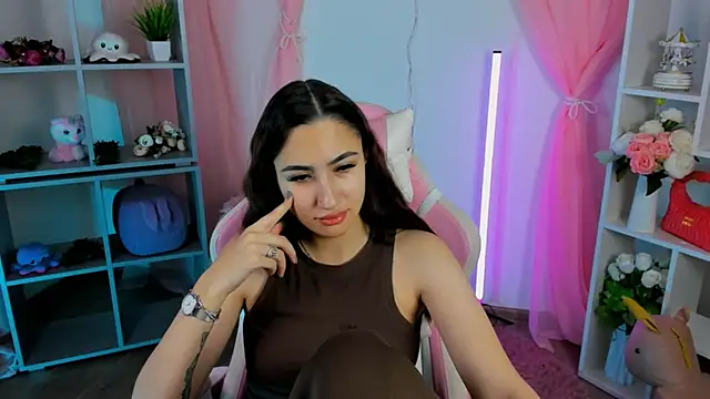 RebeckaThornton online show from 11/26/25, 12:39