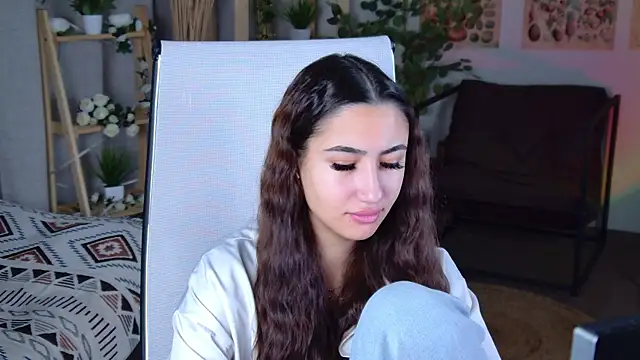 RebeckaThornton online show from 11/29/25, 08:28