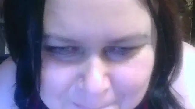 Snapshot of CharleeKendall chatting on 11/02/25, 11:29 CharleeKendall online show from 11/02/25, 11:29