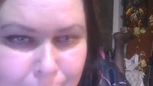 Snapshot of CharleeKendall chatting on 11/17/25, 08:03 CharleeKendall online show from 11/17/25, 08:03