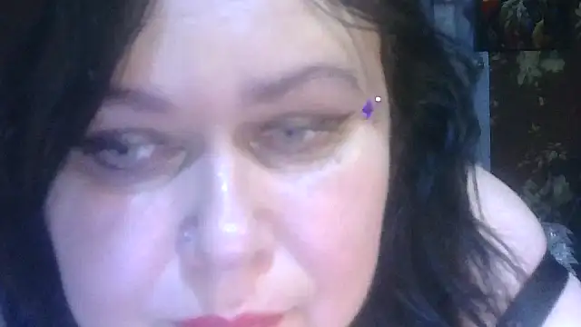 Snapshot of CharleeKendall chatting on 11/26/25, 10:16 CharleeKendall online show from 11/26/25, 10:16