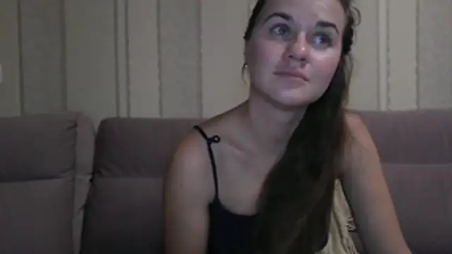 Snapshot of GiaaCaranggi chatting on 11/20/25, 06:29 GiaaCaranggi online show from 11/20/25, 06:29