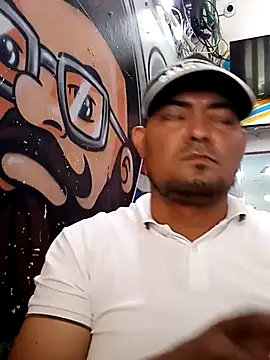 sexyandres 23 online show from 04/14/26, 03:51