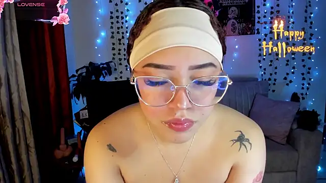 Lizz martins online show from 11/04/25, 01:59