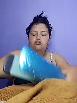 Snapshot of natt-bigass chatting on 02/19/26, 12:39 natt-bigass online show from 02/19/26, 12:39