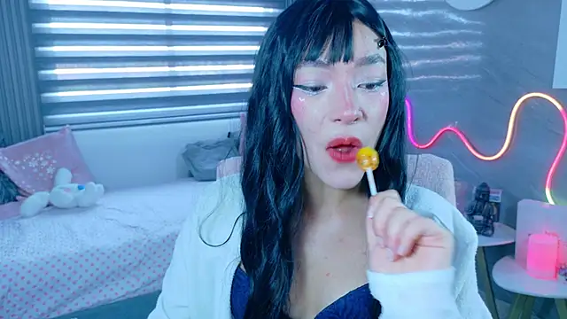 Snapshot of Naaomi_cute chatting on 10/16/25, 07:48 Naaomi cute online show from 10/16/25, 07:48