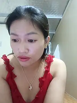 Snapshot of -Paige- chatting on 10/13/25, 09:20 -Paige- online show from 10/13/25, 09:20