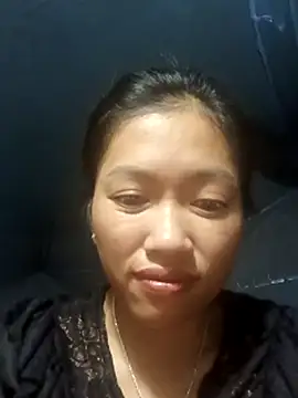 Snapshot of -Paige- chatting on 10/19/25, 03:56 -Paige- online show from 10/19/25, 03:56