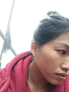 Snapshot of -Paige- chatting on 10/25/25, 02:30 -Paige- online show from 10/25/25, 02:30