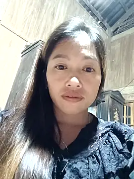 Snapshot of -Paige- chatting on 10/30/25, 12:39 -Paige- online show from 10/30/25, 12:39