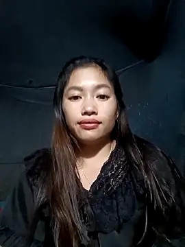 Snapshot of -Paige- chatting on 11/07/25, 11:32 -Paige- online show from 11/07/25, 11:32