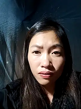 Snapshot of -Paige- chatting on 11/09/25, 11:19 -Paige- online show from 11/09/25, 11:19