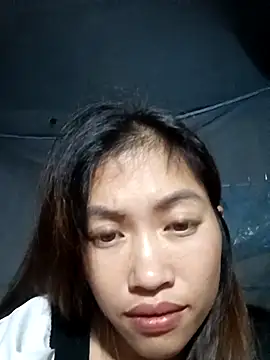 Snapshot of -Paige- chatting on 11/11/25, 06:46 -Paige- online show from 11/11/25, 06:46