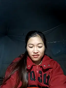 Snapshot of -Paige- chatting on 11/13/25, 12:42 -Paige- online show from 11/13/25, 12:42