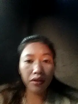 Snapshot of -Paige- chatting on 11/15/25, 01:25 -Paige- online show from 11/15/25, 01:25