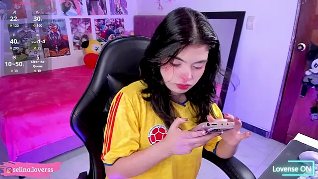 selina lovers  online show from 08/02/26, 04:33