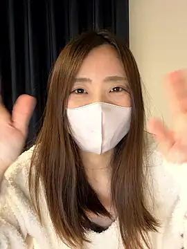 Saya love online show from 11/17/25, 10:43