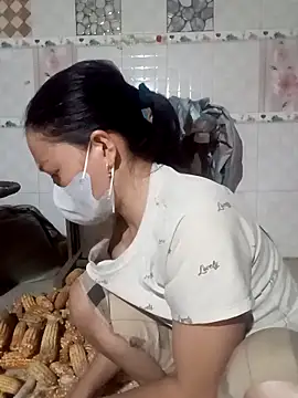 nat-tri online show from 10/15/25, 10:37