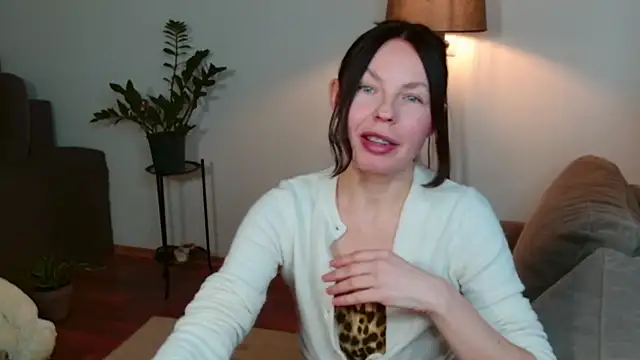 LittleNicolee online show from 03/02/26, 03:19