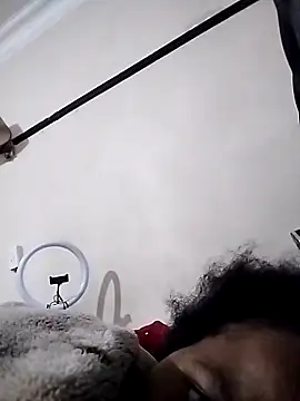 Snapshot of CaramelBoootie chatting on 11/18/25, 03:56 CaramelBoootie online show from 11/18/25, 03:56