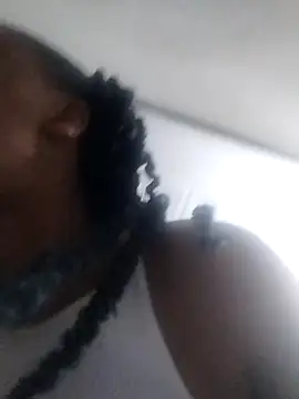 Snapshot of CaramelBoootie chatting on 11/26/25, 05:03 CaramelBoootie online show from 11/26/25, 05:03