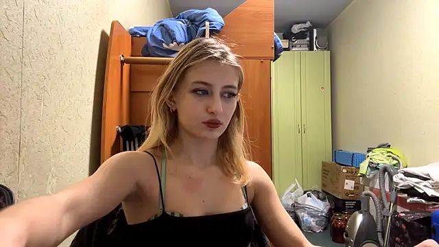 AmeliLia online show from 01/14/26, 05:18