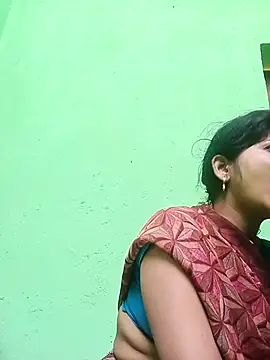 Karishma cute online show from 10/24/25, 04:31