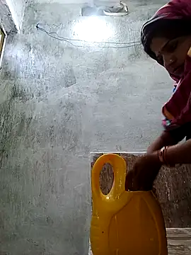 Karishma cute online show from 11/08/25, 01:17