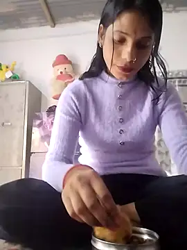 Nitya hot online show from 11/17/25, 07:25