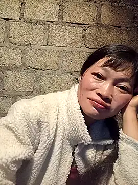 siusiu-00 online show from 11/11/25, 08:20