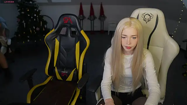 Jessica start online show from 01/11/26, 11:15