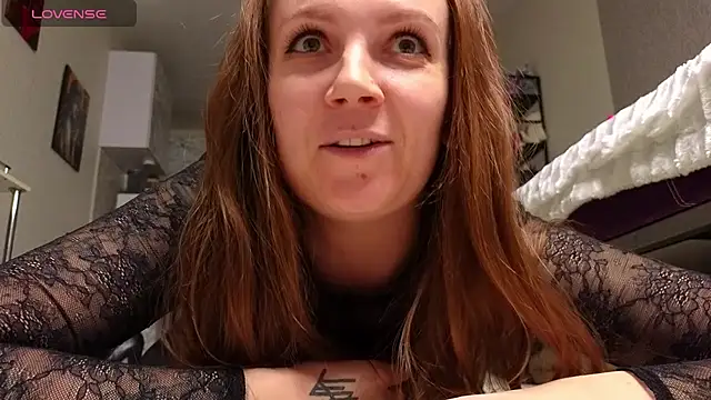 Amy  Leee  online show from 03/23/26, 05:28