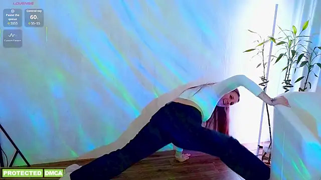 Amy  Leee  online show from 04/06/26, 02:29