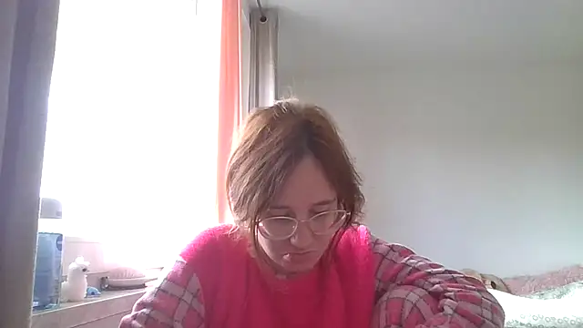 LuckySLove online show from 10/13/25, 01:22