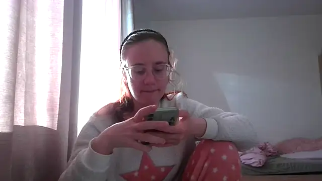 LuckySLove online show from 05/14/26, 05:20