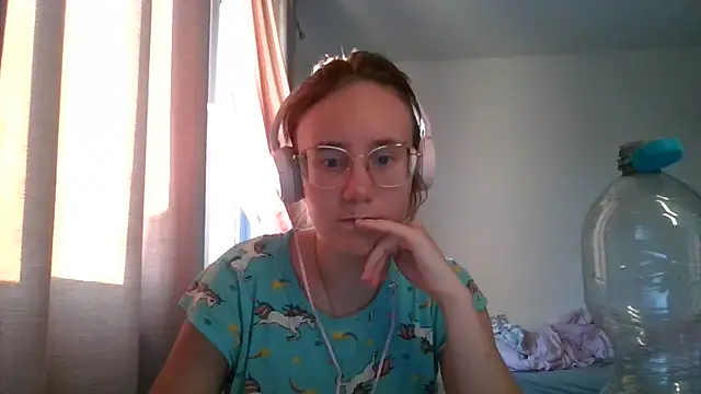 LuckySLove online show from 07/10/26, 06:32