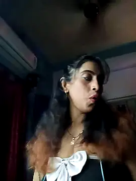 Darling Annie online show from 11/30/25, 06:34