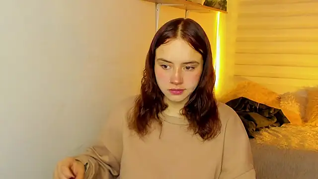 Emily Lindey online show from 12/19/25, 03:24