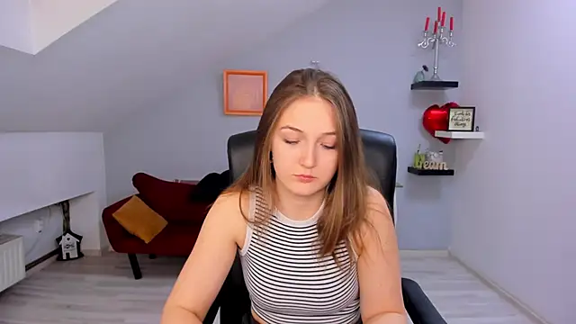 AnneWilsonn online show from 03/18/26, 12:08